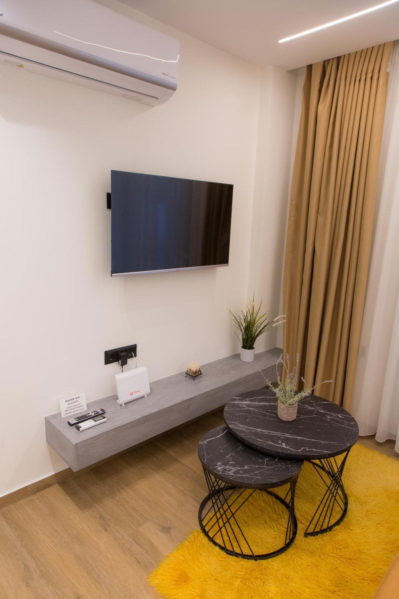 Anasa Studio - Studio Apartment With Yard - Ioannina City Center Exteriör bild
